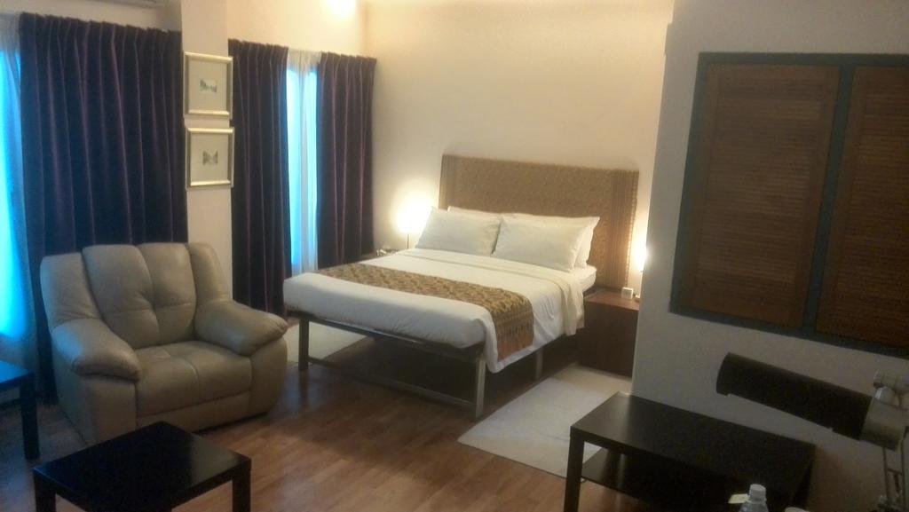 The Boutique Residence Hotel George Town Ruang foto