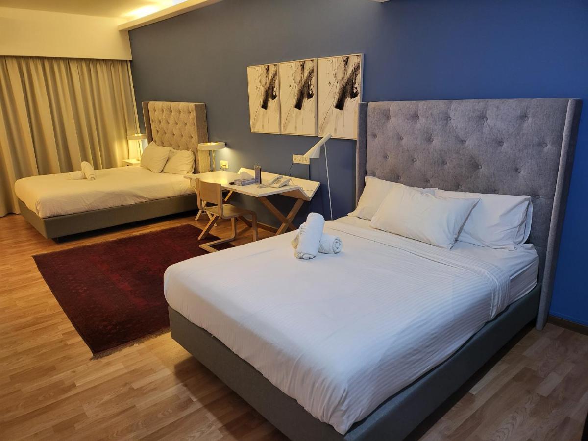The Boutique Residence Hotel George Town Bagian luar foto
